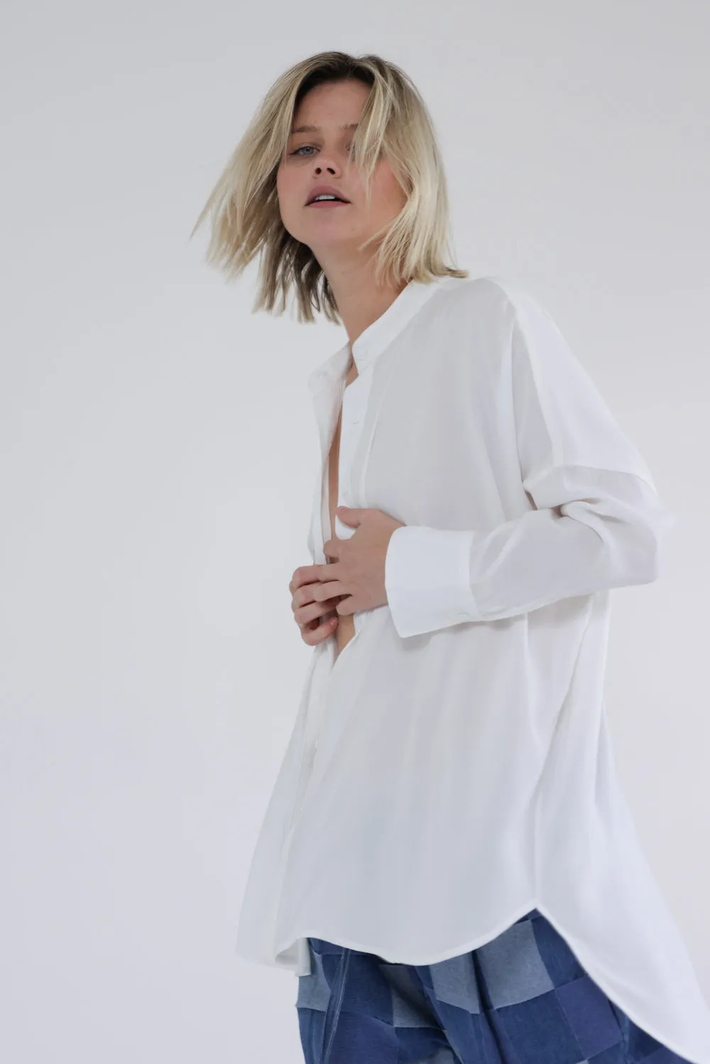Collarless loose fit long sleeve shirts