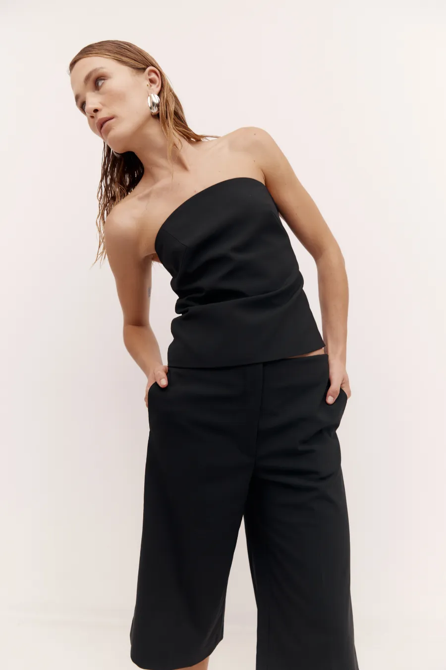 Long Tailored Short Black