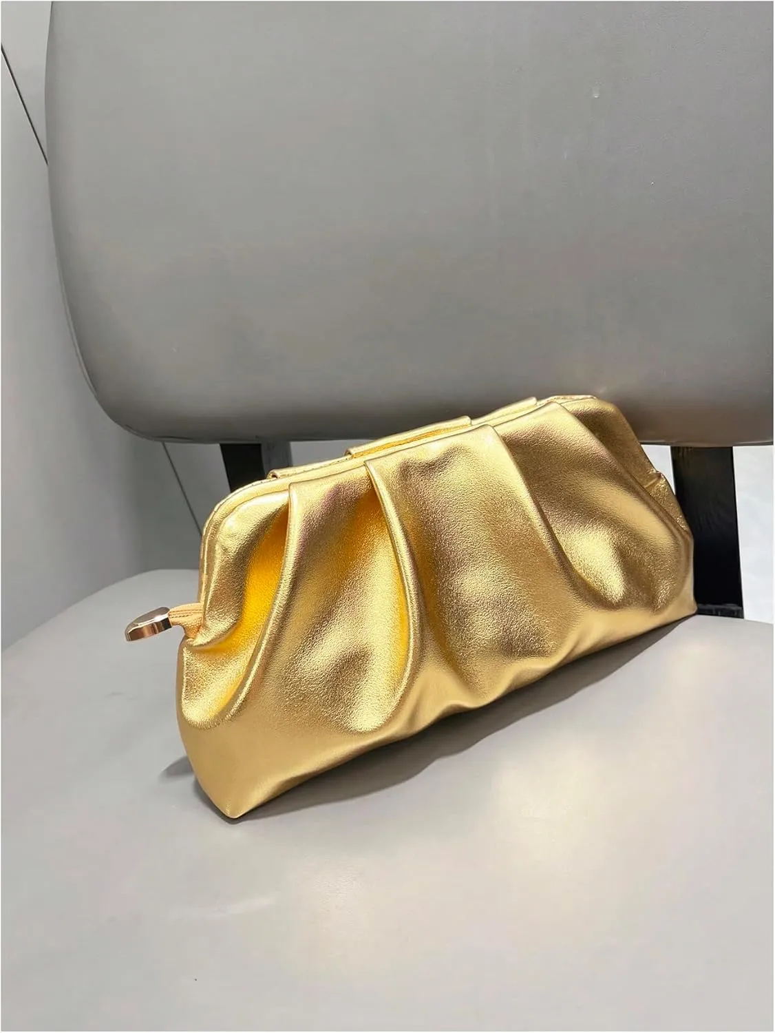 QWINEE Women's PU Leather Shoulder Clutch Purse Evening Clutch Bag Purse Small Crossbody Bag with Chain Strap
