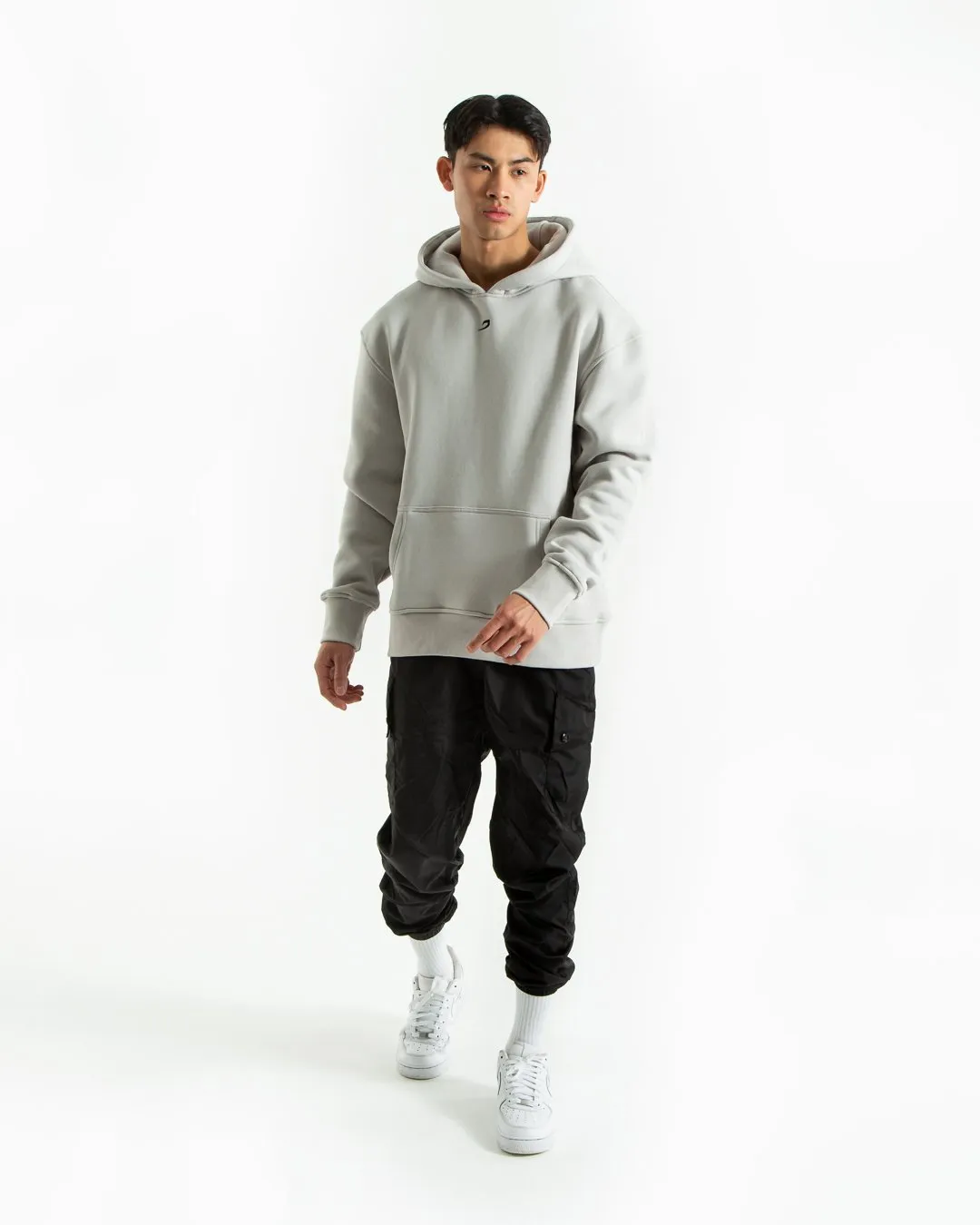 STRIKE LOGO HOODIE - GREY