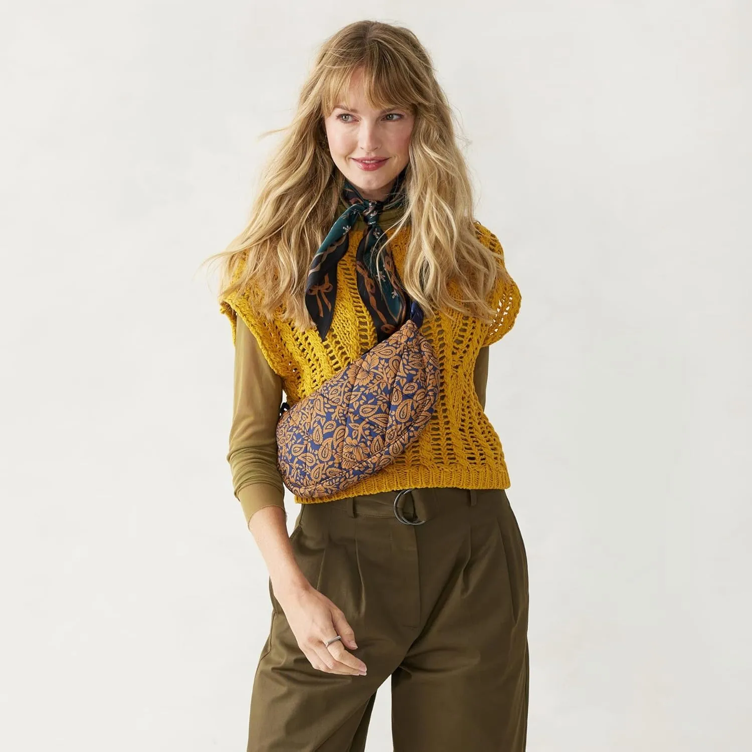 Vera Bradley Featherweight Springbrook Sling Crossbody